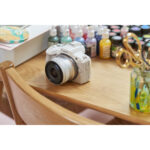 Canon EOS R50 (White) + RF-S 18-45mm F4.5-6.3 IS STM - Imagen 7